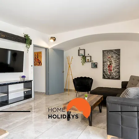 #268 Marvellous Sapphire Willa