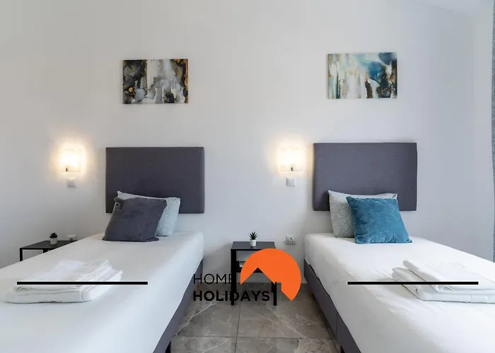 #268 Luxury Pool & Views Villa Albufeira